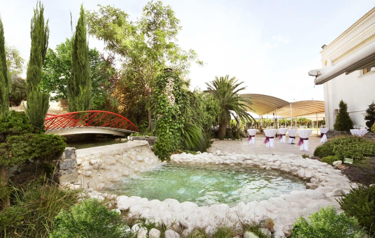 Hotel Kadak Garden Estambul Exterior foto